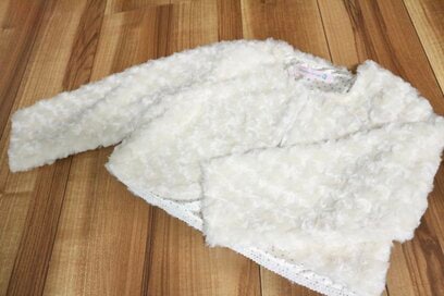 子どもの「入学式の服」はプチプラがかわいい。2180円のファーボレロに感動