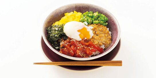 リピートしたくなる韓国風ばくだん丼。ネバネバ食材で栄養満点