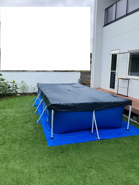 フタをした状態のプール