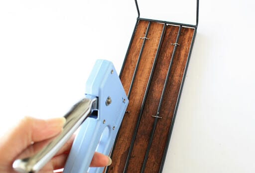 ステープルの打ち込み