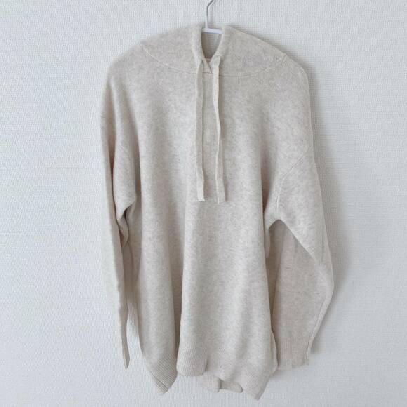 スフレヤーンロングプルパーカ