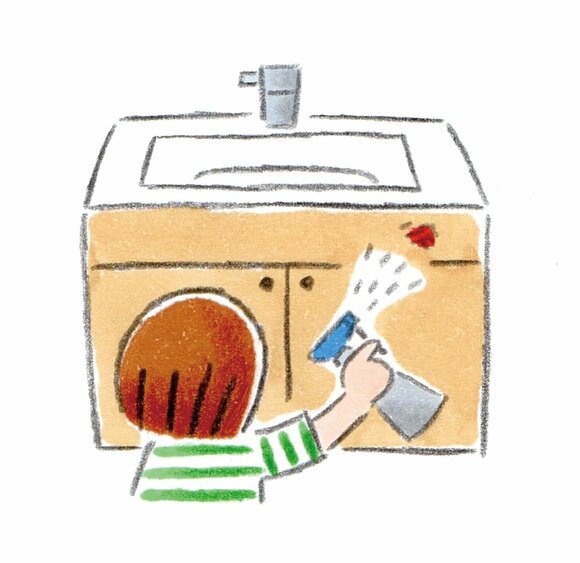 重曹水をスプレーに入れて、汚れに気づいたら、シュッとひとふき