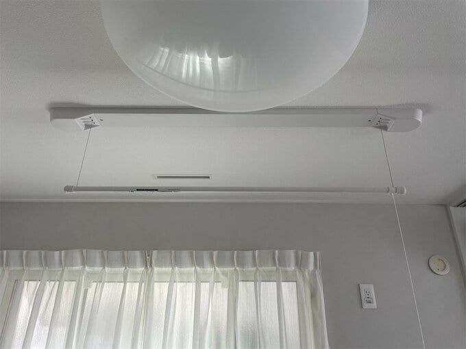 昇降式の室内物干し