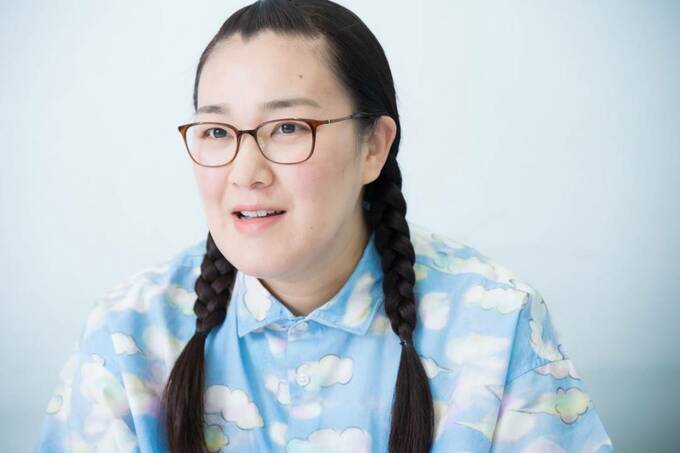 白鳥久美子さん左向き