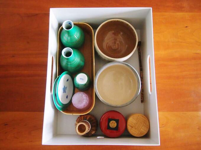 ボックスなどにまとめ収納庫などで保管