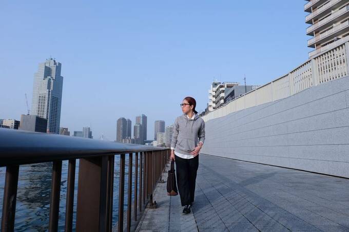 白シャツとワイドパンツコーデ