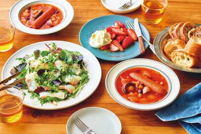 「ソーセージと豆のトマトスープ」献立レシピ。ごちそう感たっぷりの3品が20分で完成