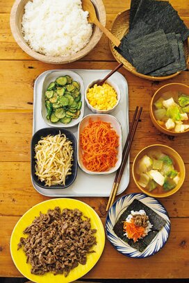 「手巻き焼き肉ずし」で家族が盛り上がる！ゴマの風味がウマい本格派