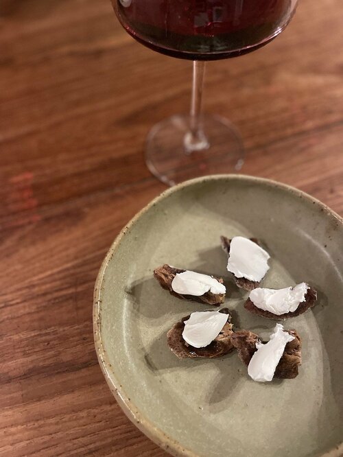 干し柿のクリームチーズのせ