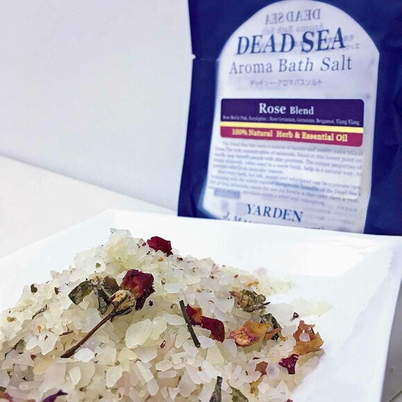 ローズブレンドなど、癒やし系の香りをそろえています