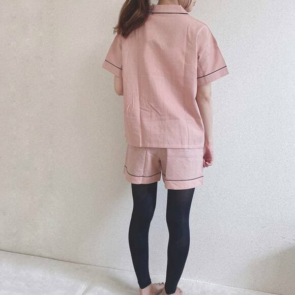 ピンクでも落ち着いた色