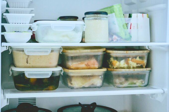 ようさん冷蔵庫の中身寄り