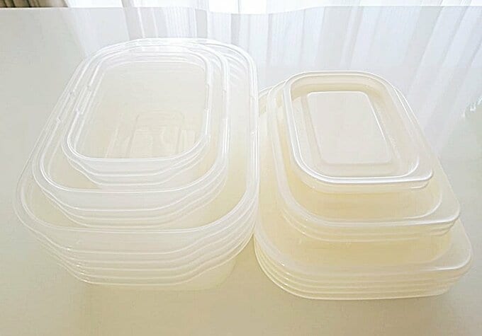 スタッキングができる保存容器の様子