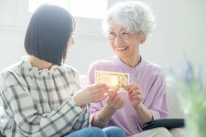 毎年110万円の贈与が「非課税にならない」ケースも。知らないと大損する「子や孫への贈与ルール」