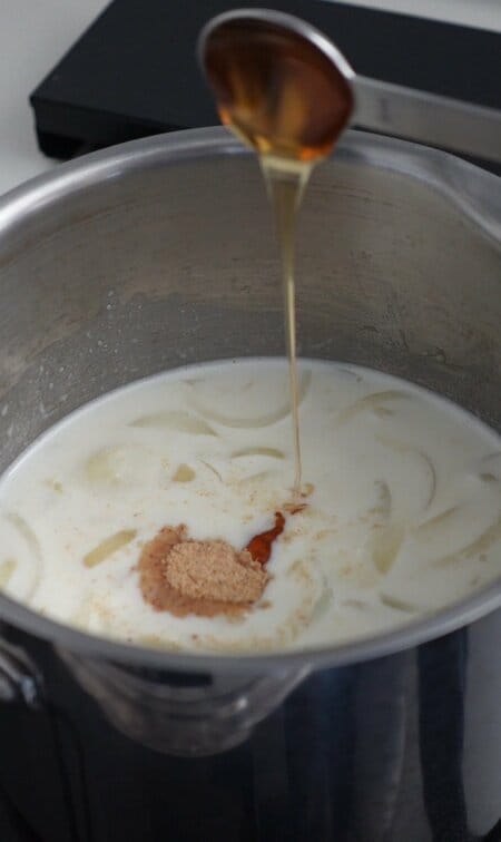 はちみつを入れる