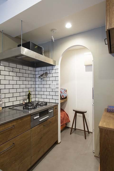 キッチン奥のパントリー