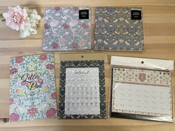 大人気の「ウィリアム・モリス」の商品