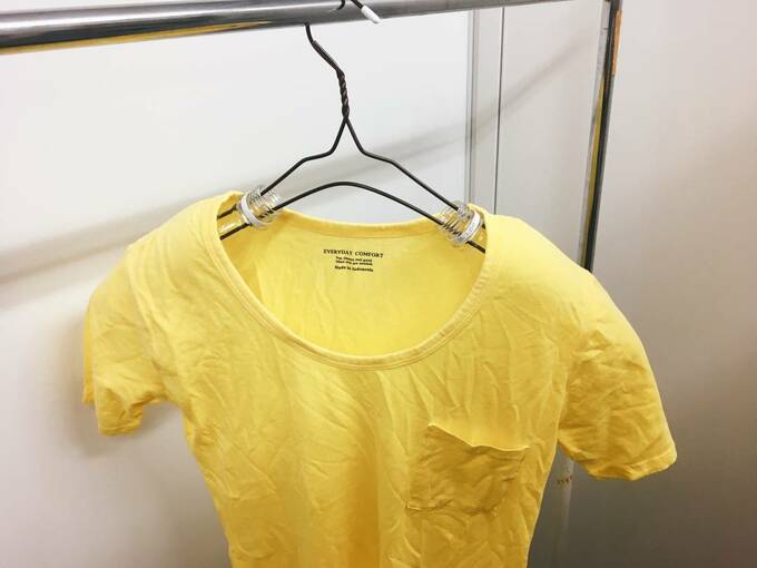 洗濯物(ここではTシャツ)の間にスペースができて、乾きやすくなる