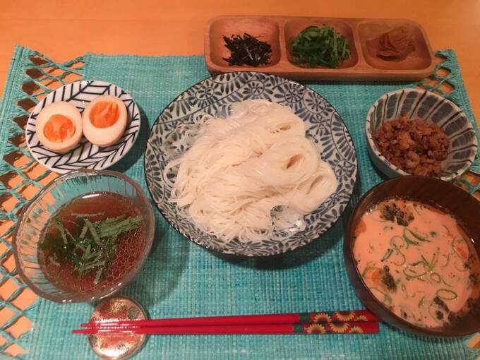 冷たいそうめんを食べて、夏を乗りきりましょう！