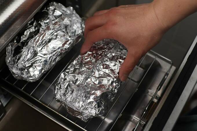 魚焼きグリルにのせた様子