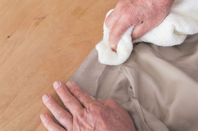 タオルでしっかりとふき取る