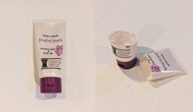 チューブの化粧品をカットした状態