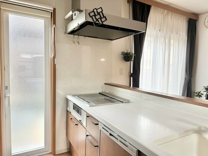 キッチンの横の勝手口