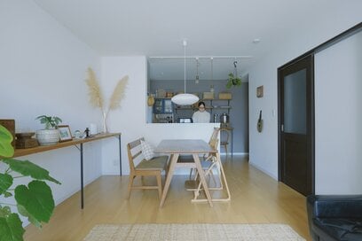 30代、すっきり暮らせる「もの選びの基準」。1年間服を買わないチャレンジで感じたメリット