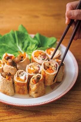 豚肉とシメジのうま味たっぷり肉巻き。具だくさんなのに糖質オフ