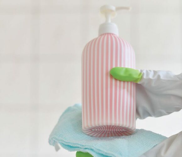 ボトル底水気とる