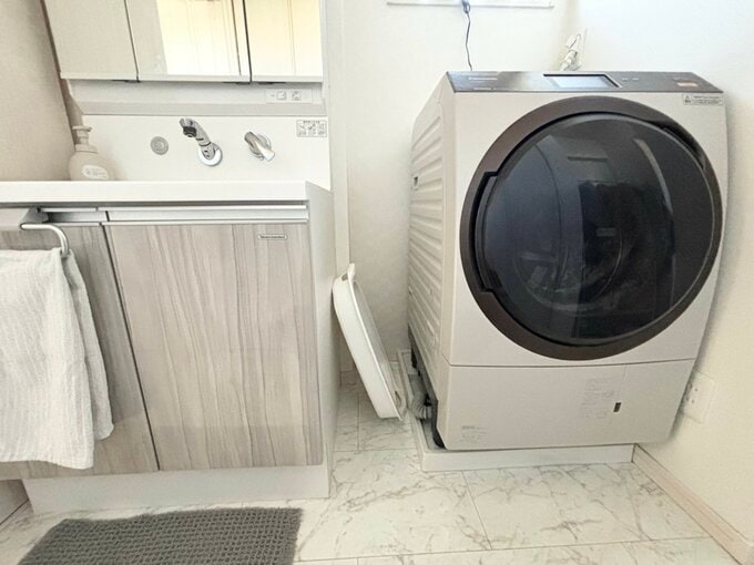 洗面所にある洗濯機