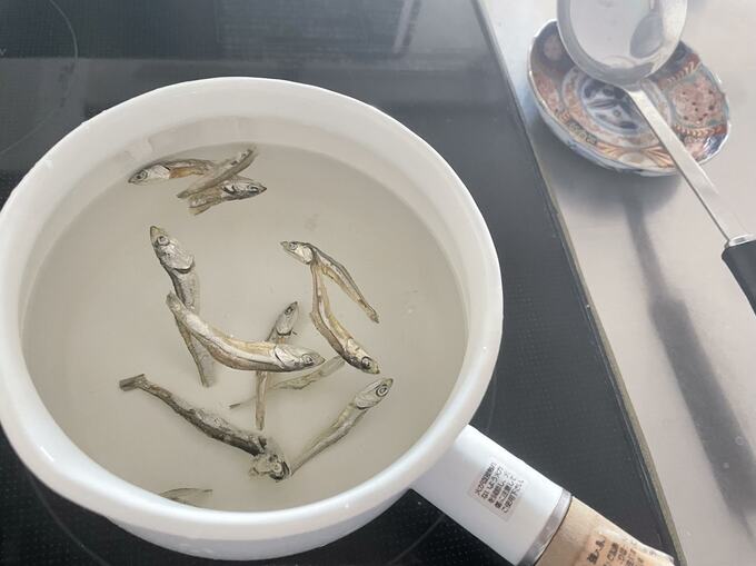 みそ汁の仕込み