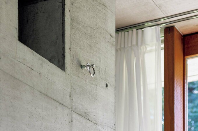 ハンモックをつるせる