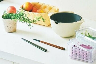 3COINS（スリコ）の「ザルつき保存容器」はかなり使える。330円に見えない上質名品5つ