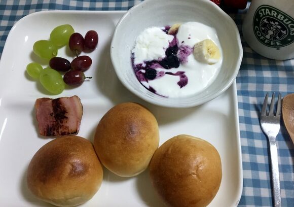 朝食の準備もしっかりでき、子どもたちの朝の学習も見ることができるようになりました。