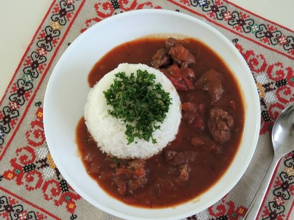 ワインをたっぷり使った家庭料理