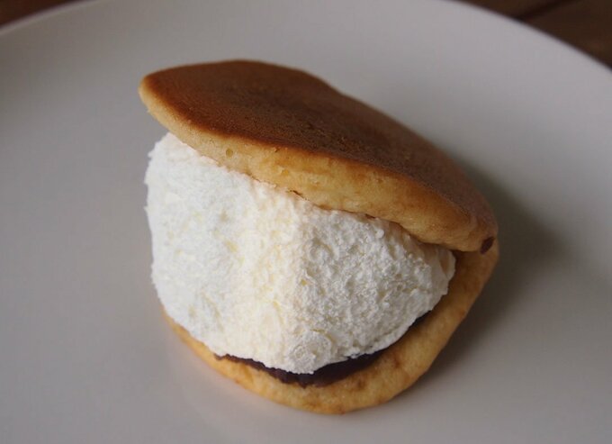 どらやきマリトッツォの中身