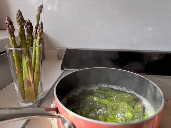 グリーンアスパラ