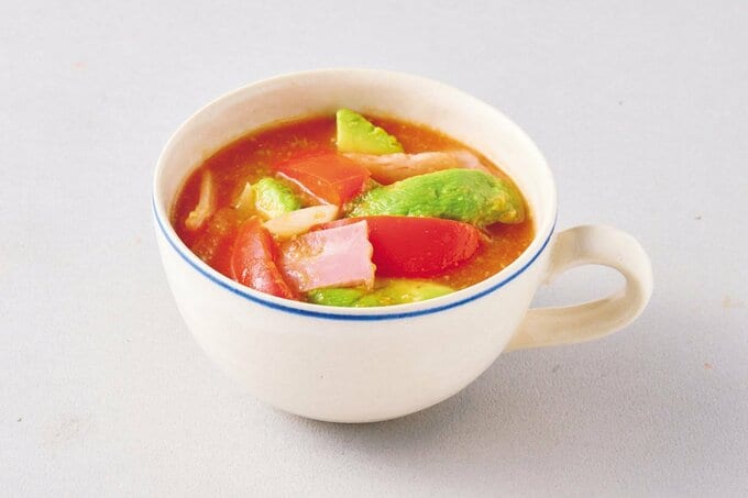 野菜とベーコンのトマトみそスープ