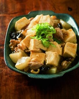 ＜豆腐と鶏肉のオイスターソース煮＞豆腐が主役の中華風煮物