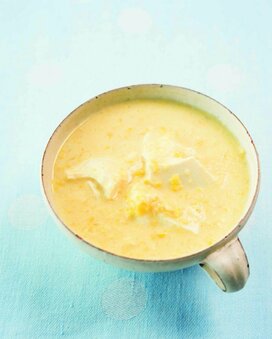 トウモロコシの粒々と豆腐のツルっと食感がたまらない！豆腐と豆乳のコーンスープ