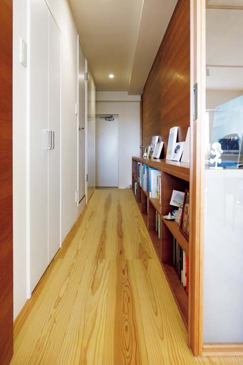 LDKから玄関方向への眺め