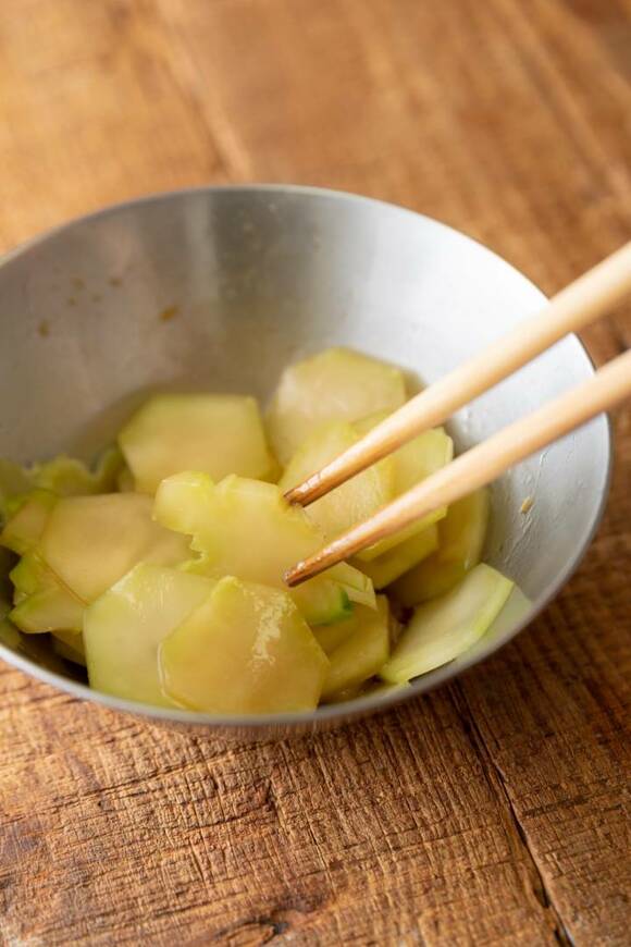 まるでザーサイな簡単漬け物