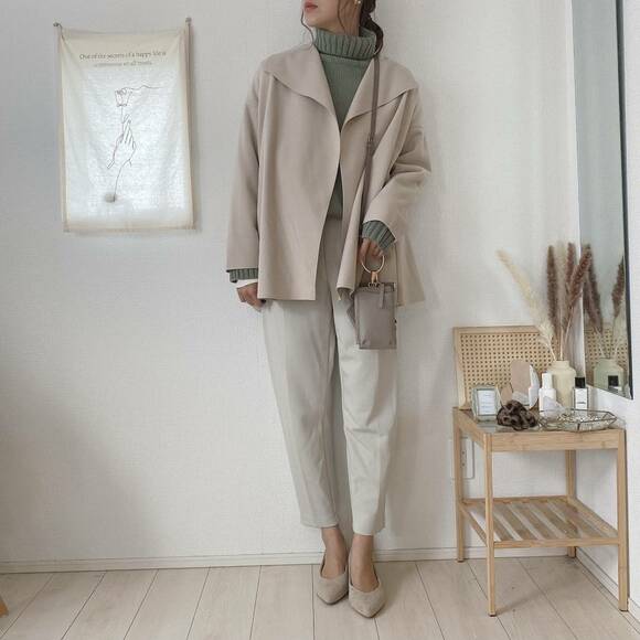 ショートコートでコーデ