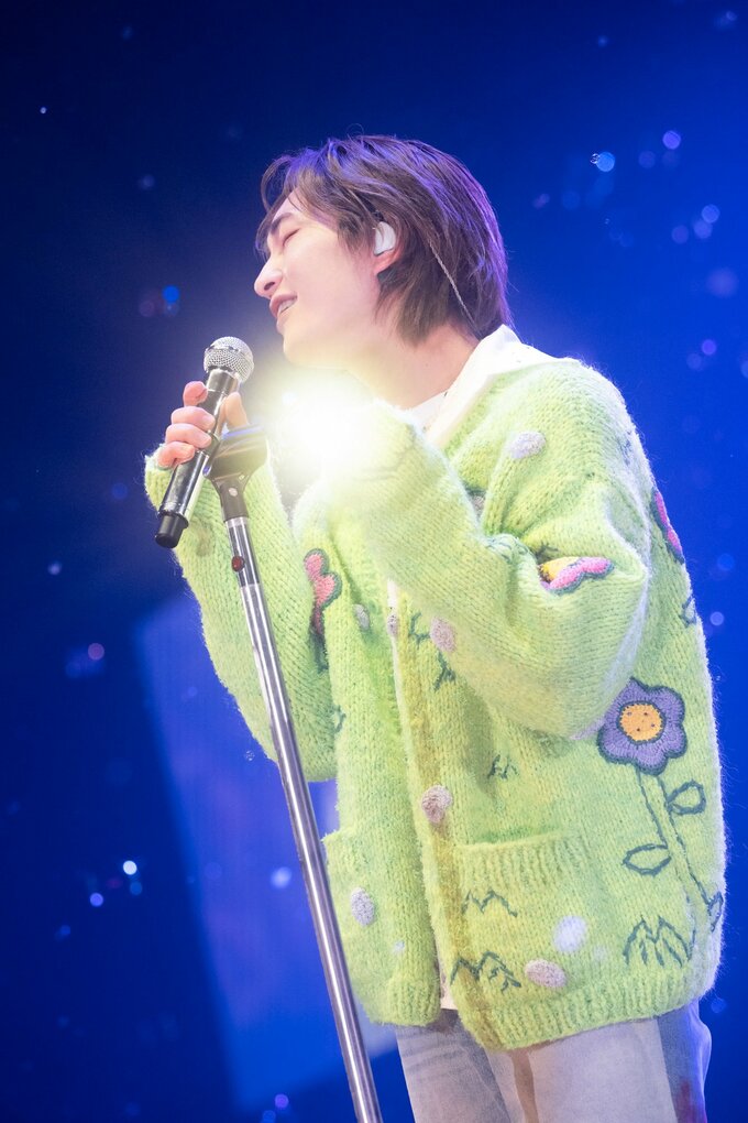 ONEW