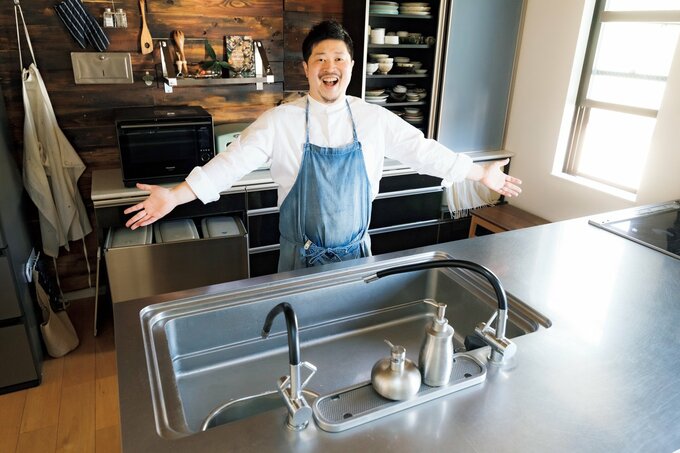 ふたり並んで作業ができるワイドシンク