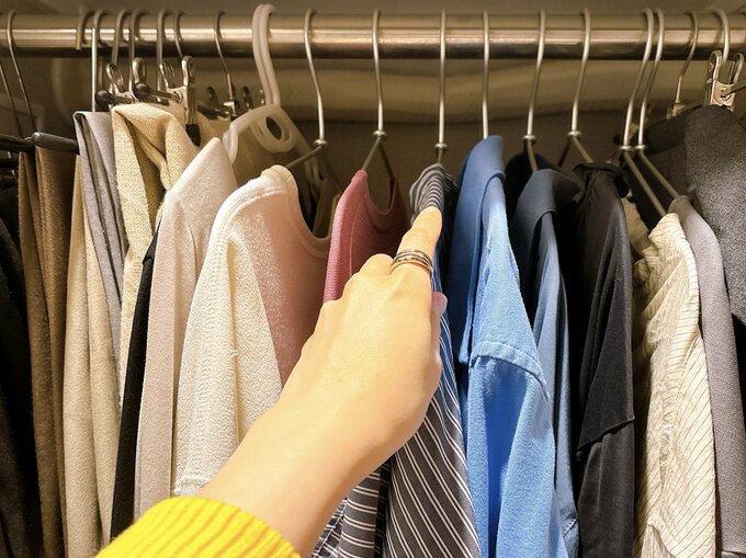 クローゼットにしまった服