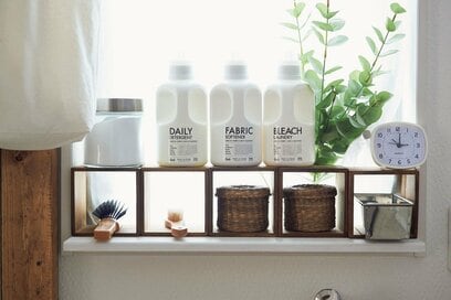 100円の焼き網が収納グッズに。暮らし達人の洗面所