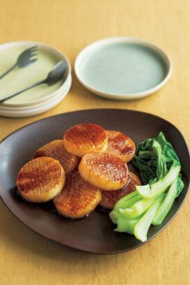 大根のこんがりステーキ。口の中でうま味がジュワッとあふれる