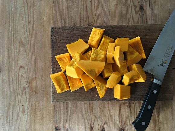 適当な大きさに切る